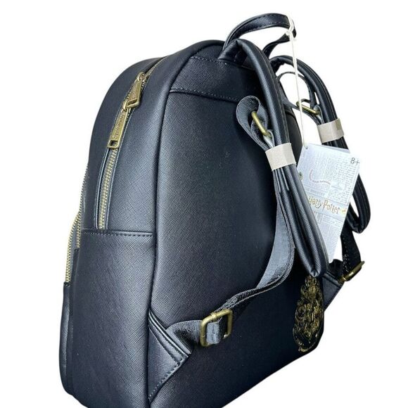 tumi backpack sale dubai Men's Essential Backpack, Black, One size: Buy Online at Best Price in UAE Osprey sling bag Daylite Size:Onesize PROMO-OK
